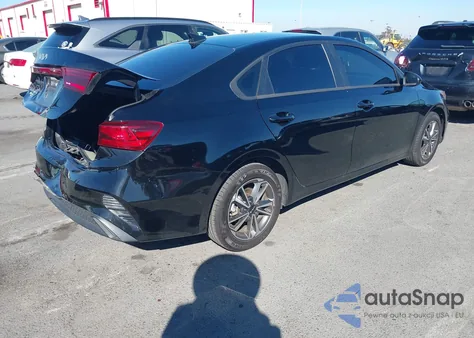 2023 Kia Forte Lxs z USA, uszkodzony, nr VIN 3KPF24AD5PE644429